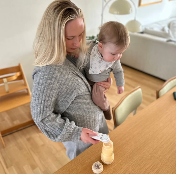 Berrcom infrarødt pandetermometer